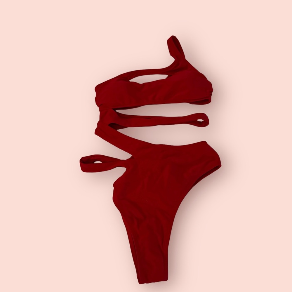 Express- cutouts -swimsuit